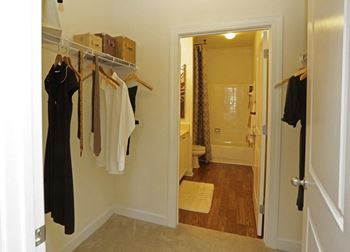 Walk in closet